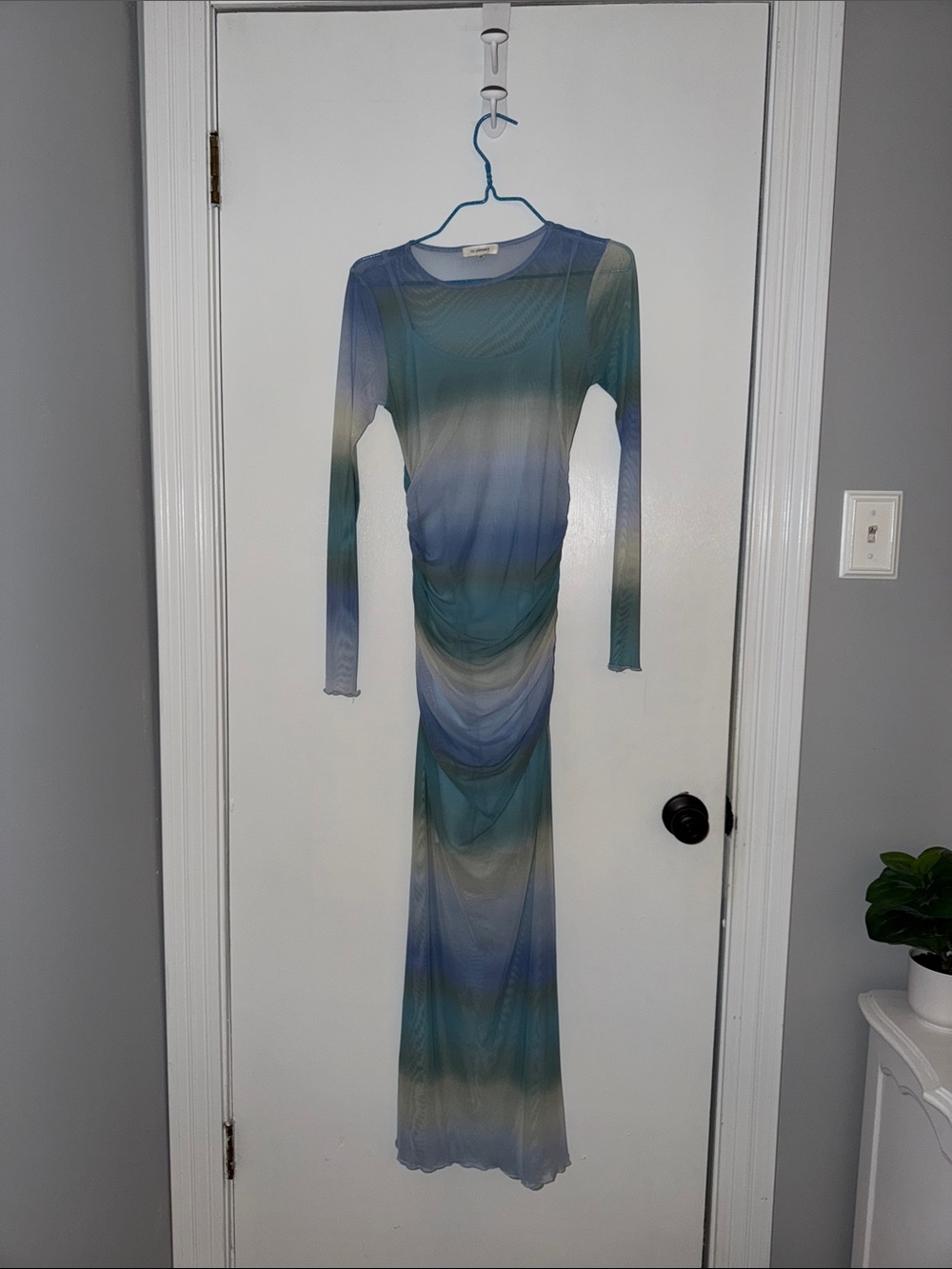 No comment- Long Sleeve Ruched Maxi Dress in Teal Blue - small